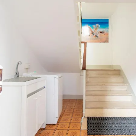 Spacious Apartment In Giulianova With Terrace * Giulianova